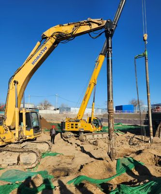 Vibroflot en graafmachine voor milieuvriendelijke bouw