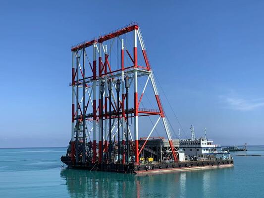 Vibroflot van 180 kW met een werkdiameter van 900-1200 mm en omvormerbesturing voor bodemcompressie